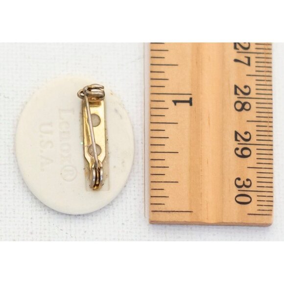 Vintage American Flag Oval Brooch by Lenox - T10 - Picture 2 of 2